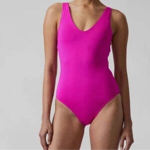 🆕 Athleta Seychelles One Piece Swimsuit